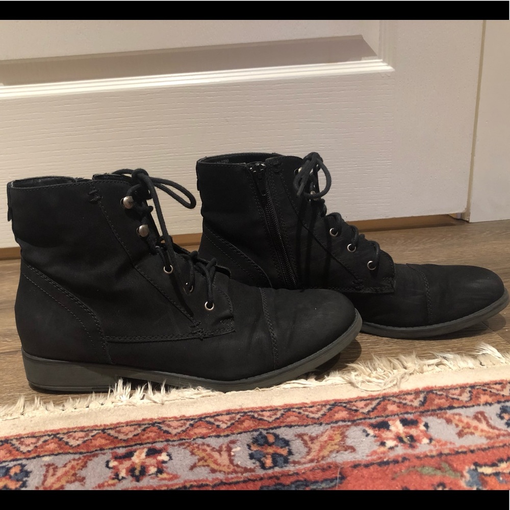 Black lace up boots